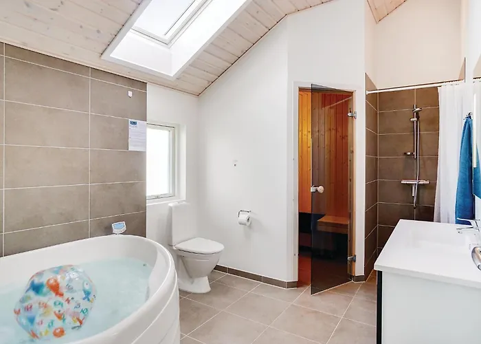 Four-bedroom In Дом отдыха