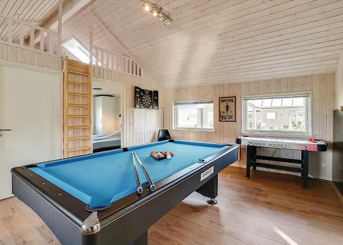 Дом отдыха Four-bedroom In Одде